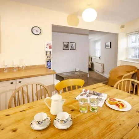 The Old Post Office, Σπίτι διακοπών Chapel Stile