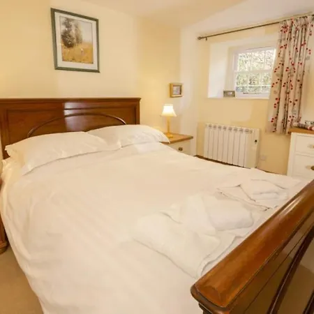 The Old Post Office, 度假居